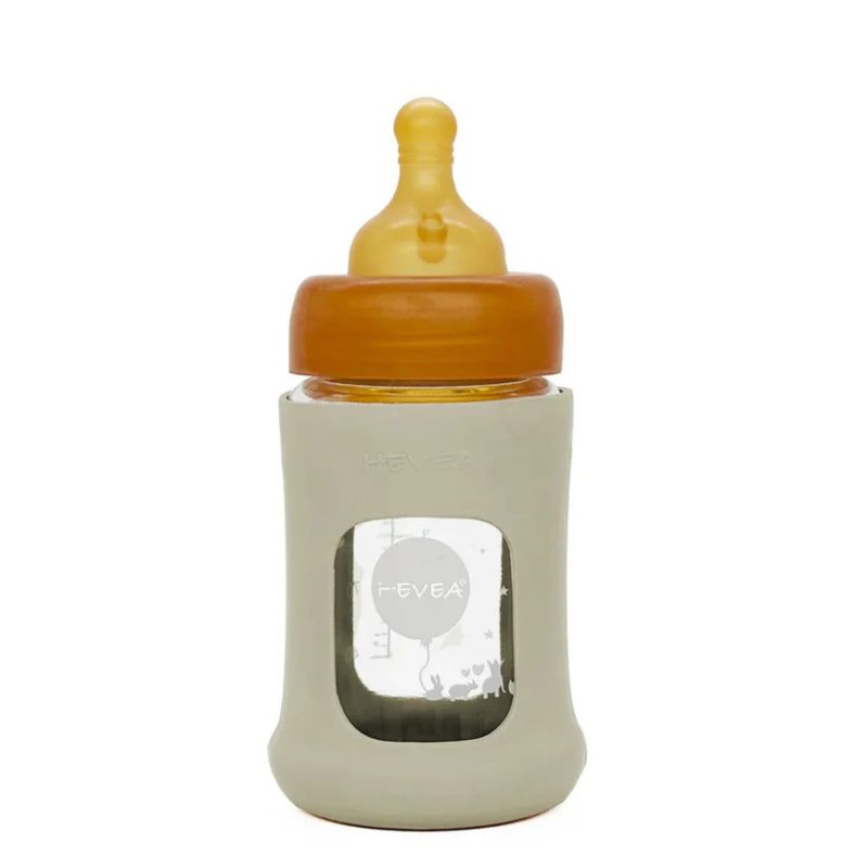 Hevea wide neck baby glass bottle with rubber sleeve and teat - 150ml - Ivory.