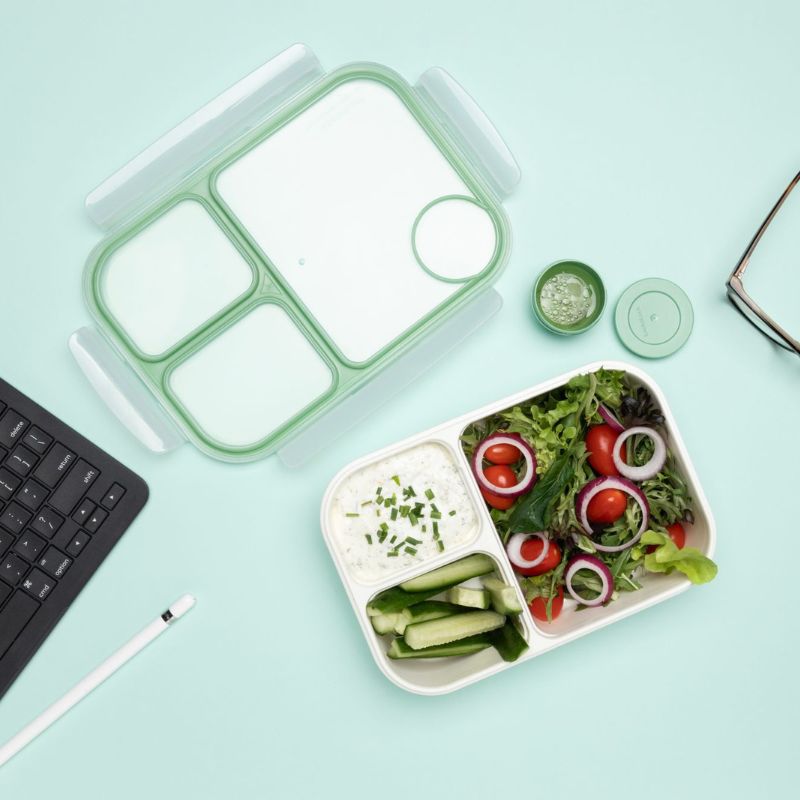 LocknLock To-Go Bento box - 980ml - shown open with food. 