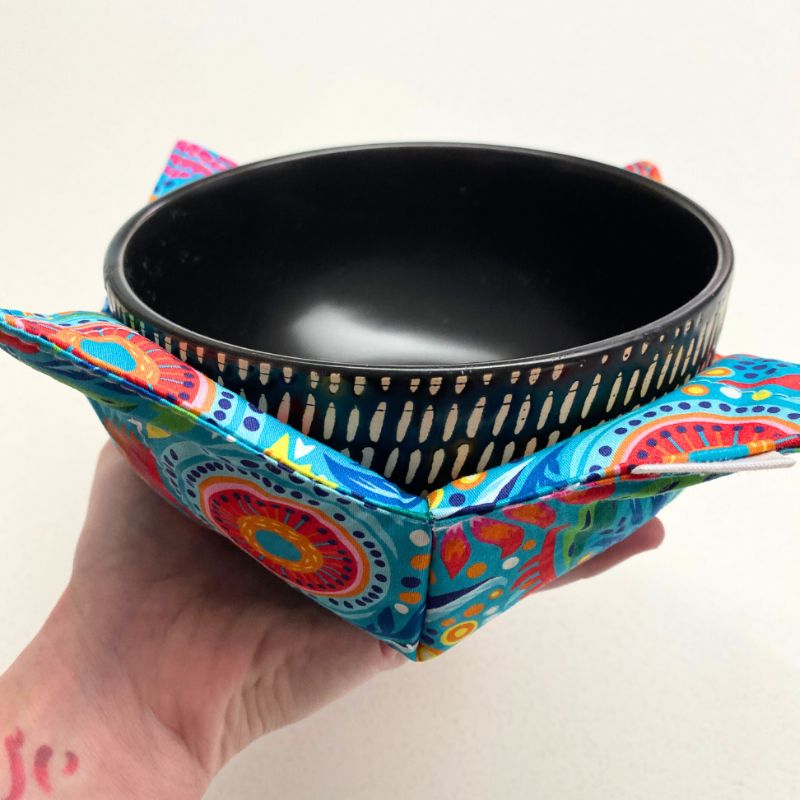 Planet Revive microwavable bowl holder - with bowl in.