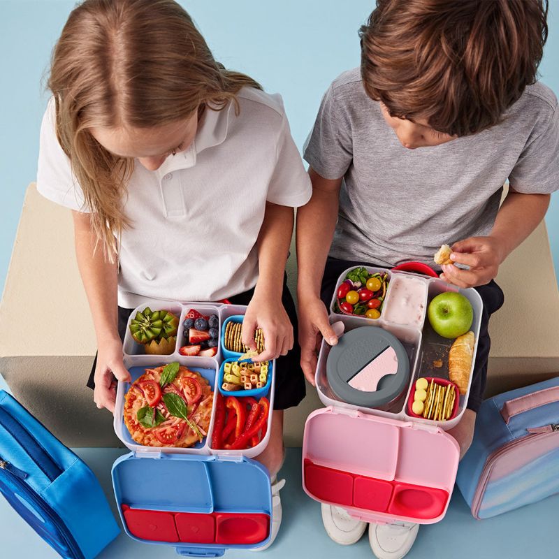 b.box wholefoods large 2L bento lunch box - 2 kids eating their lunch.