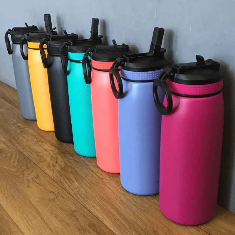 780ml Oasis sports bottle with sipper lid - double walled stainless steel bottle - mix photo. 